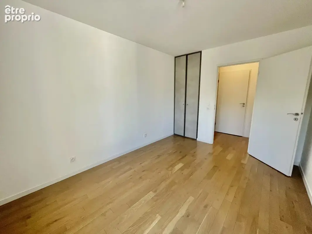 Superbe appartement de 2 pièces 41m² dans résidence de standing comprenant : entrée, séjour donnant ... - photo 12