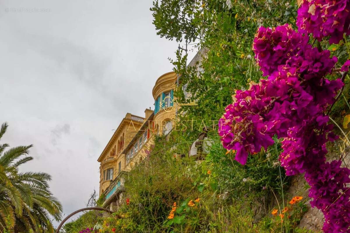 Appartement à BEAUSOLEIL