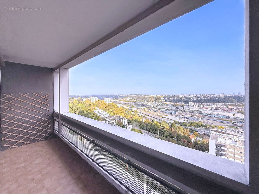 Appartement à LYON-9E