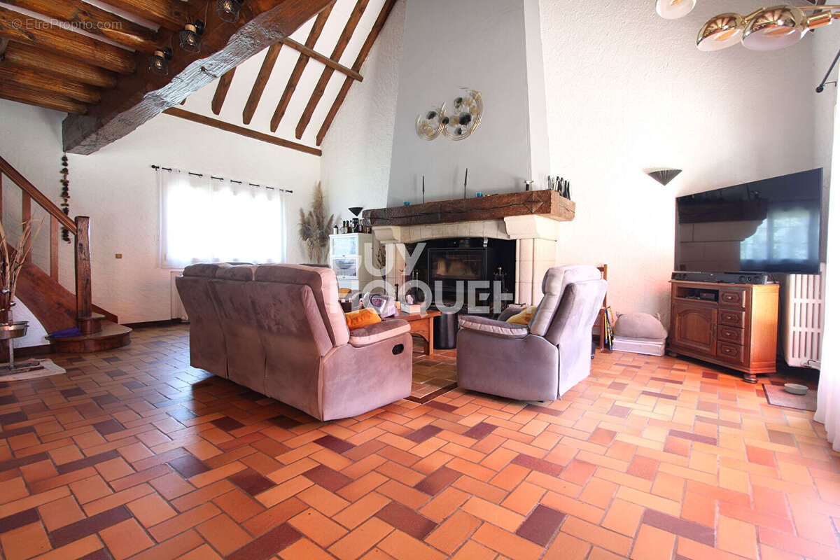 Maison à LIVERDY-EN-BRIE