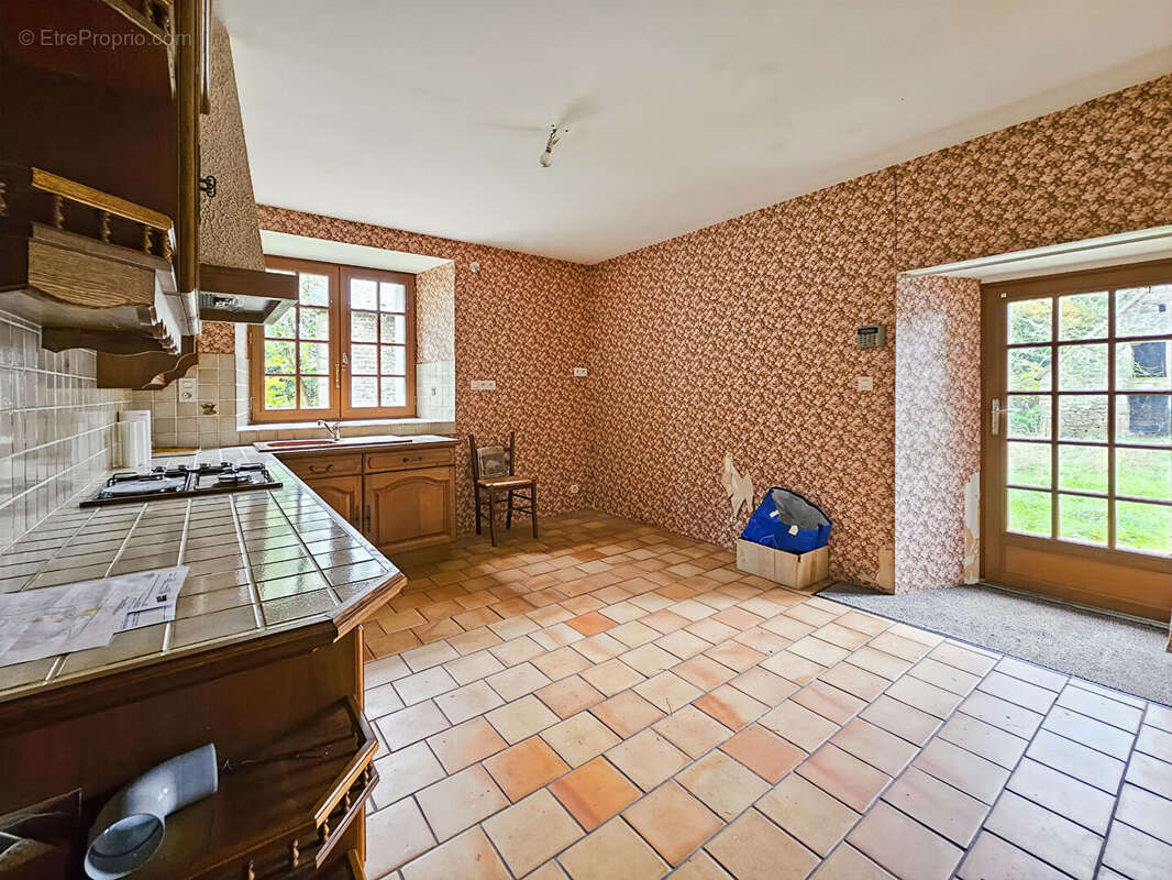 Maison à SENS-DE-BRETAGNE