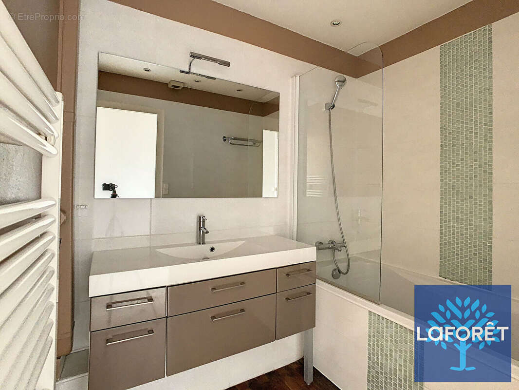 Appartement à LYON-7E