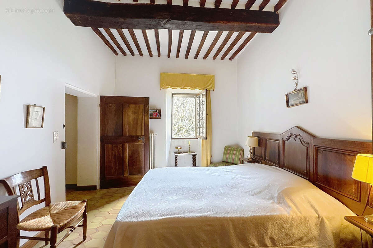 Maison à SAIGNON