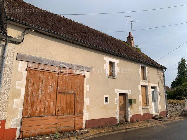 Maison à ENTRAINS-SUR-NOHAIN