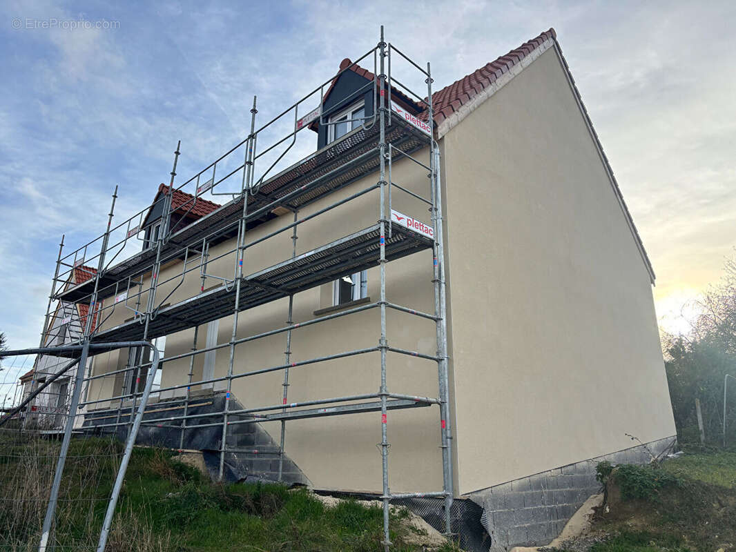 Maison à CHERY-LES-POUILLY
