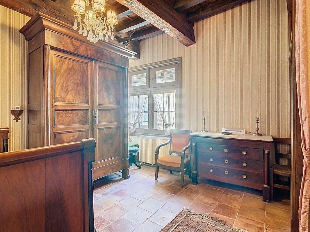 Maison à LISLE-SUR-TARN