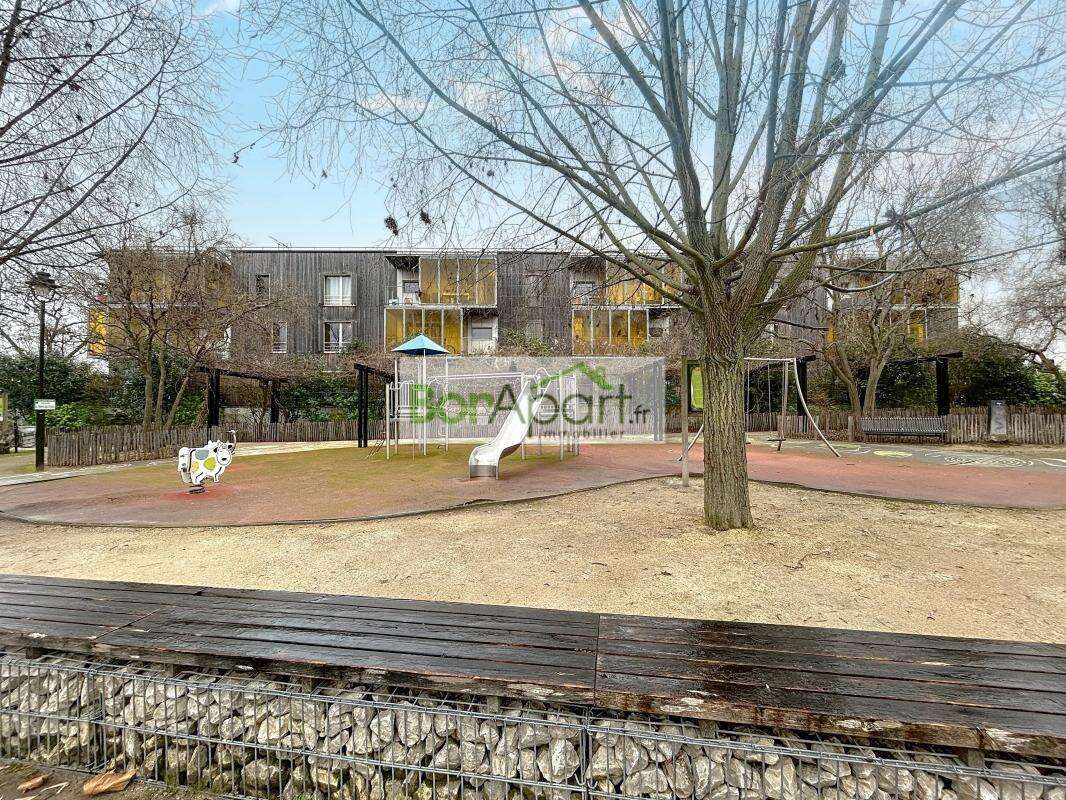 Appartement à L'ILE-SAINT-DENIS