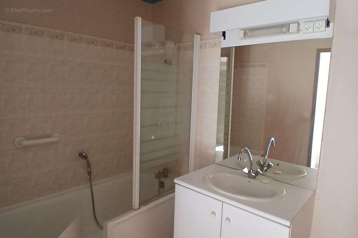 Appartement à MARSEILLE-9E