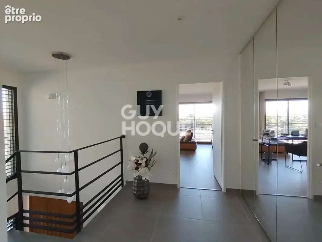Beaumes-de-Venise - Villa d'architecte de 180 m², 3 chambres, Jardin, Garage, Piscinable - photo 15