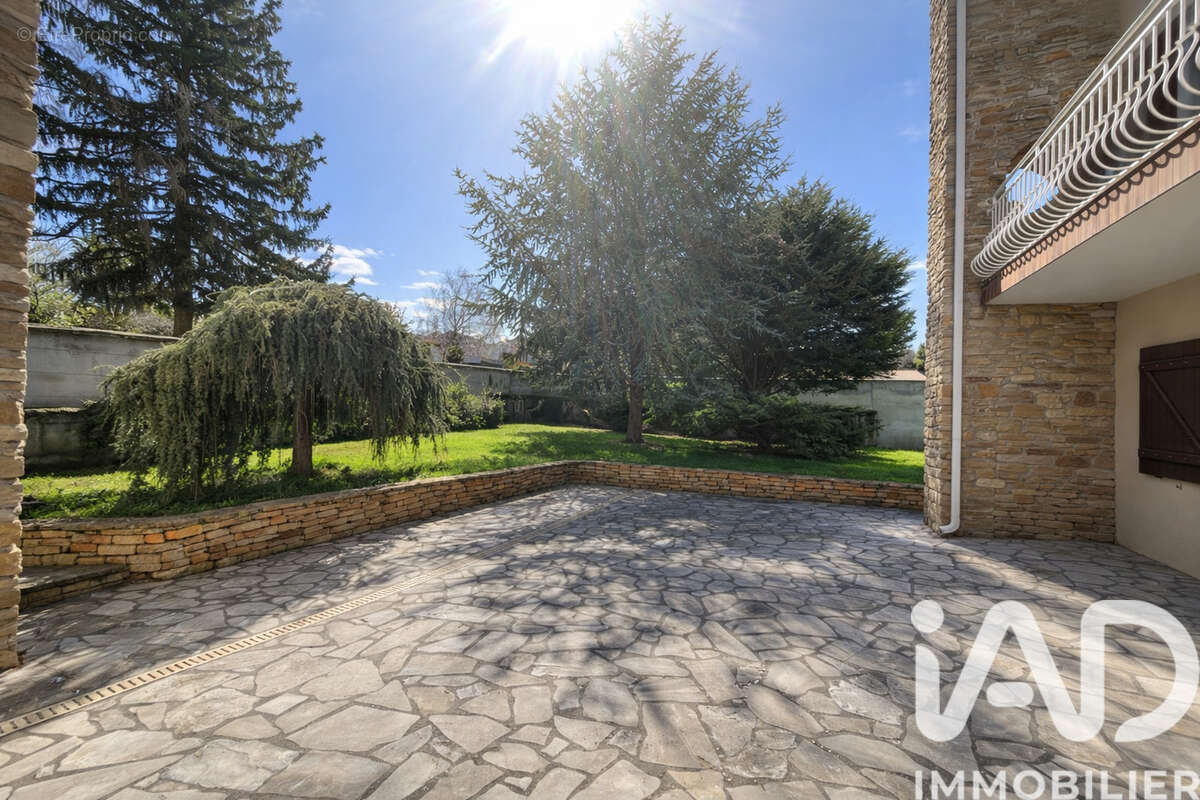 Photo 2 - Maison à CHAPONNAY