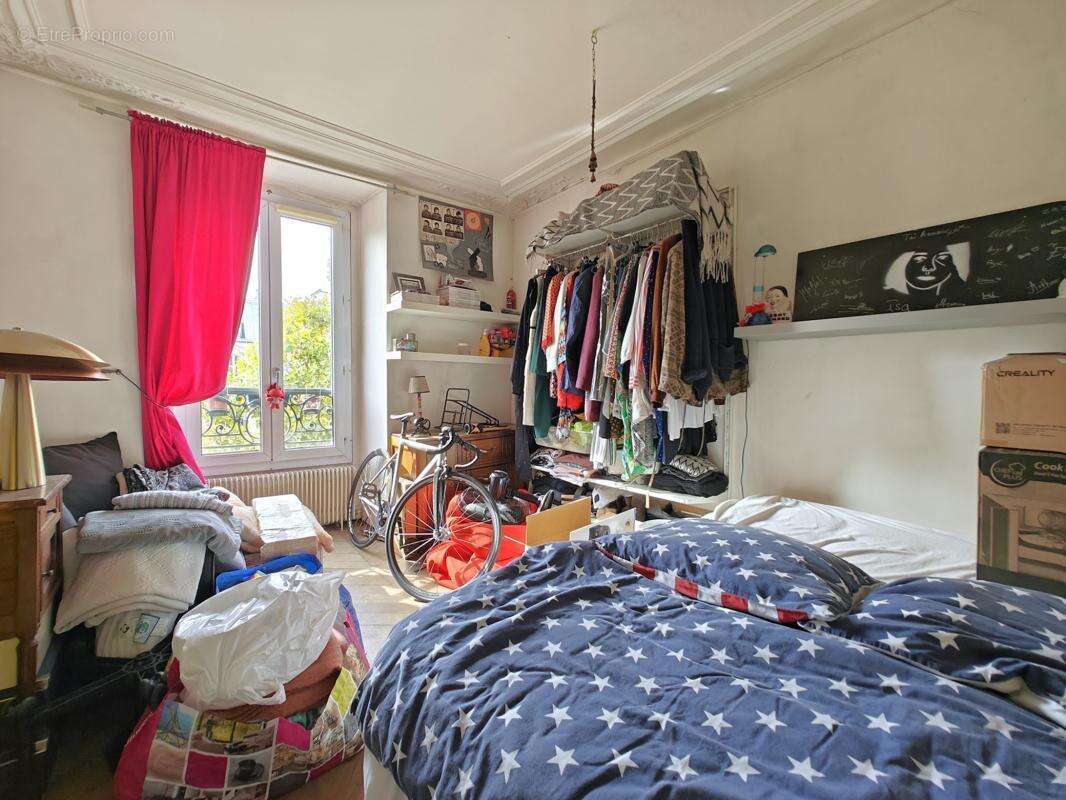 Appartement à PARIS-10E