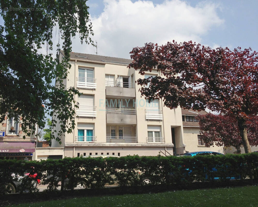 Appartement à LIVRY-GARGAN