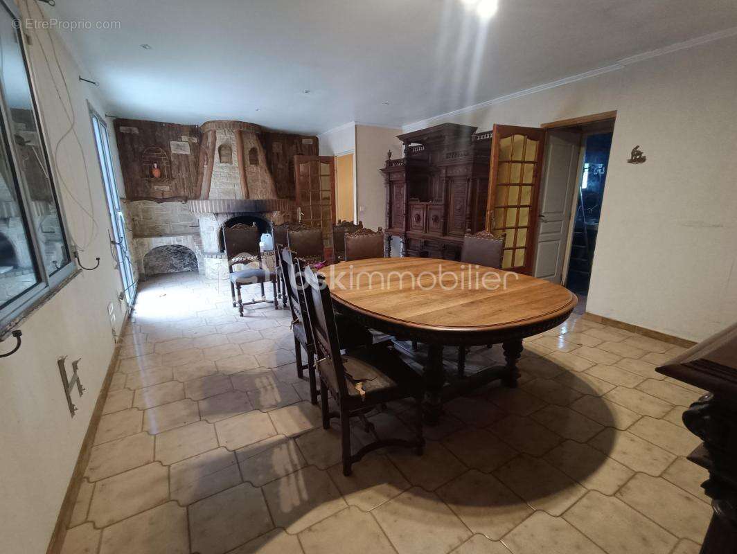 Maison à SIVRY-COURTRY