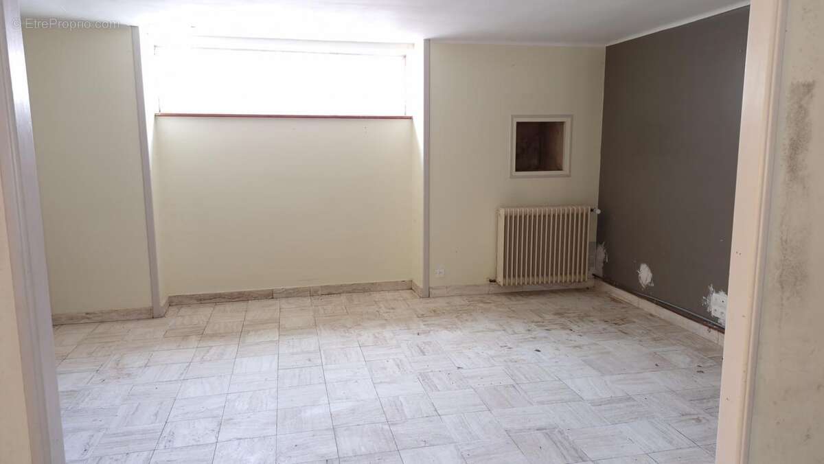 Ancien commerce pour investissement locatif - photo 4