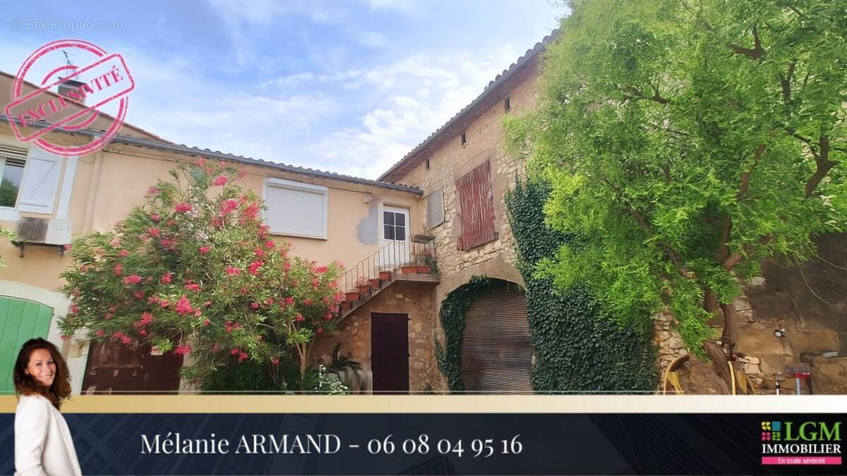 Appartement à COMBAS