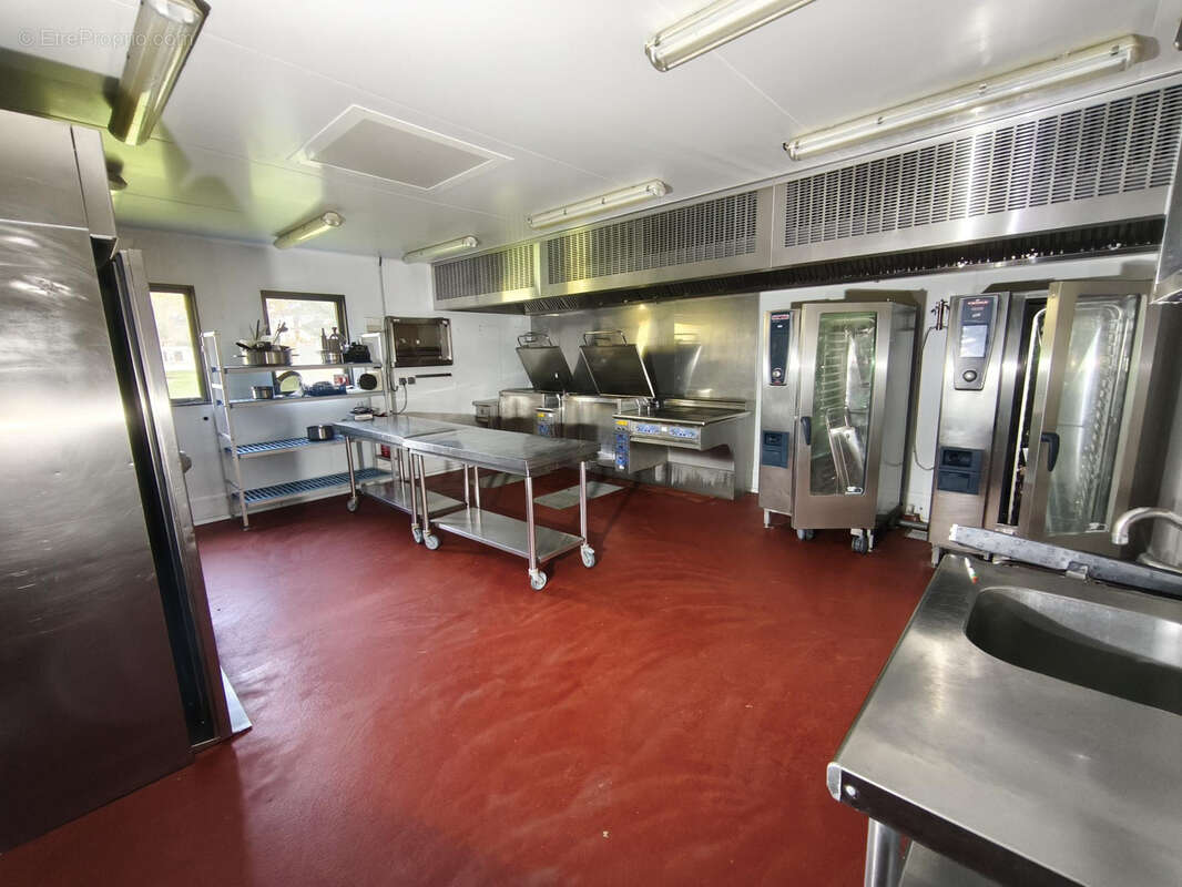 Commerce à L&#039;ISLE-JOURDAIN