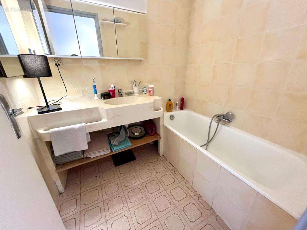 Appartement à LE CANNET