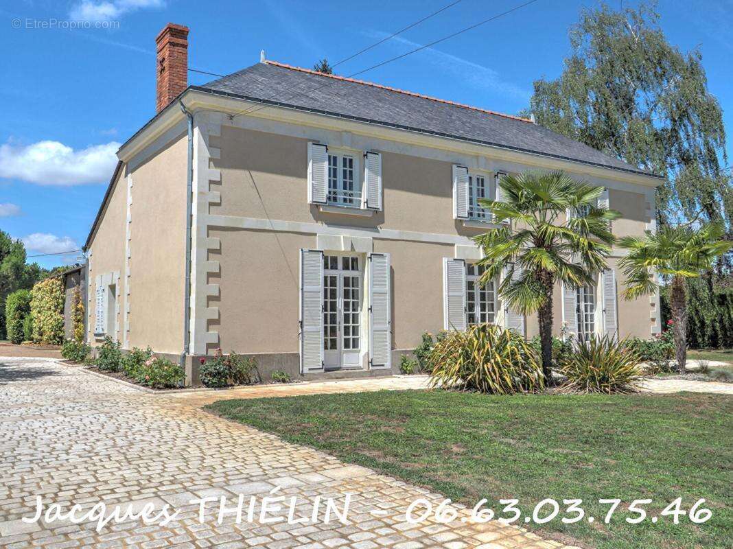 Maison à LONGUE-JUMELLES