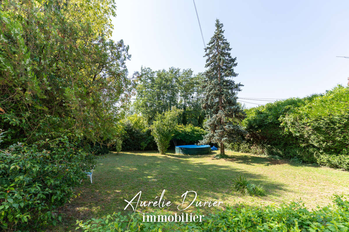 Maison à MONTRICHARD