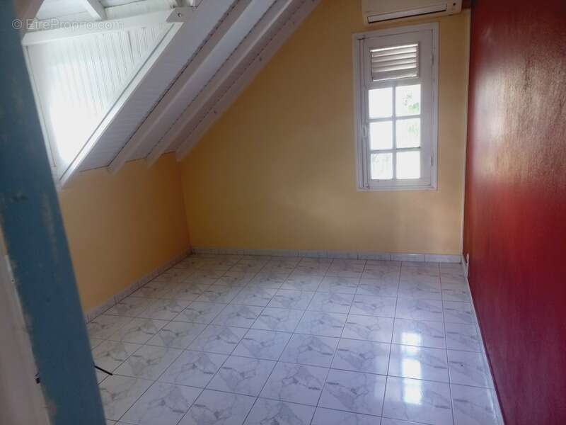 Maison à LAMENTIN
