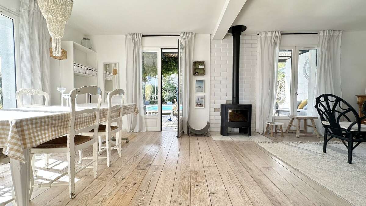 Maison landaise de type t5 de 152 m2 avec piscine - photo 9