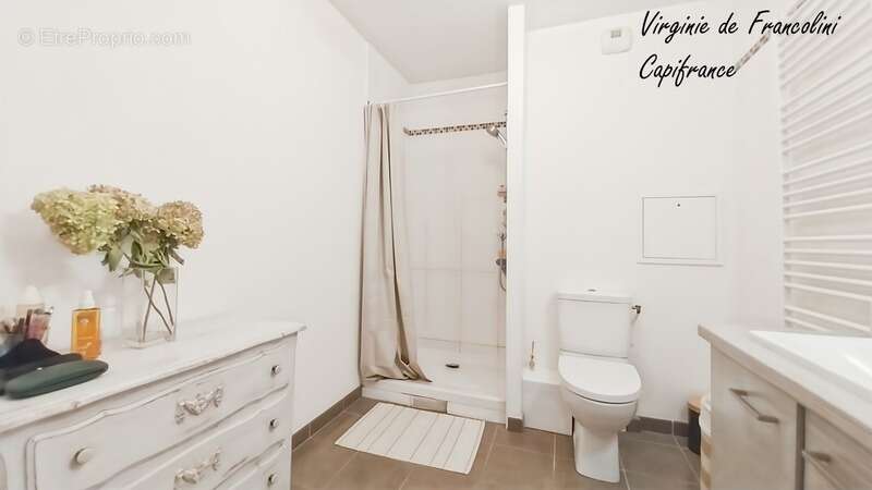 Maisons-Alfort-Quartier Charentonneau-A vendre studio 30,57m2- Résidence 2014-Proche commerces, transports,marché - photo 8