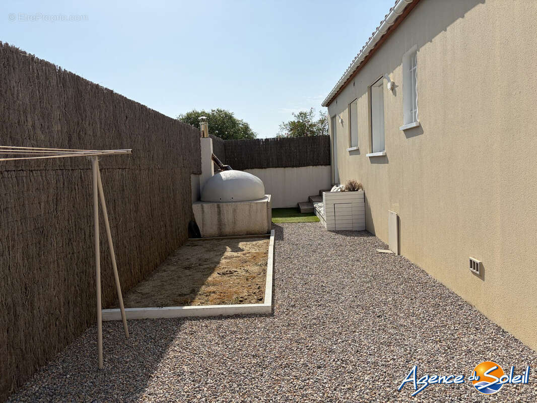 Maison 148 m² à Caves  - photo 7