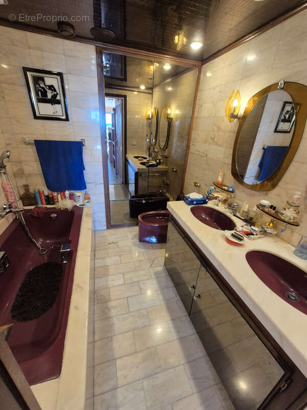 Appartement à MENTON