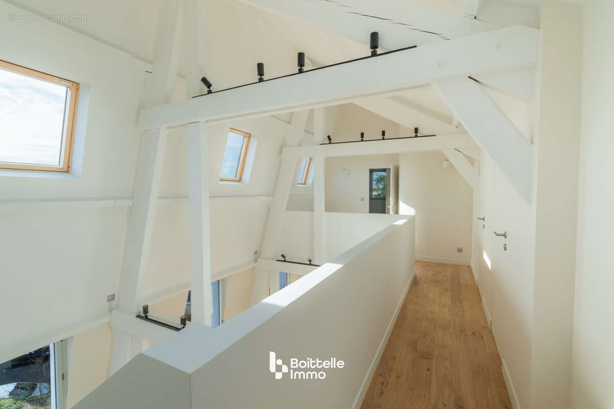 Appartement 120 m² à Fontainebleau  - photo 4