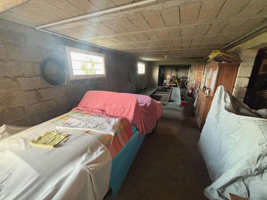 Maison à LE MESNIL-OZENNE