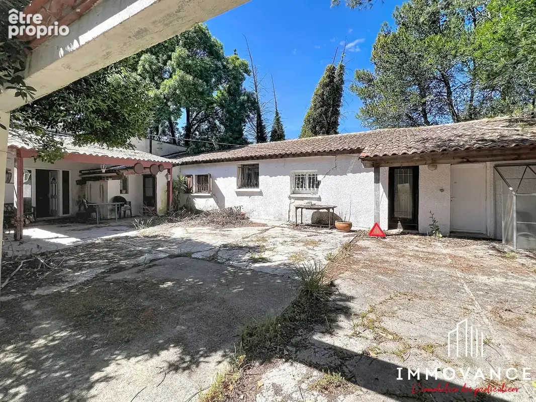 Maison 240 m² à Fabregues  - photo 2