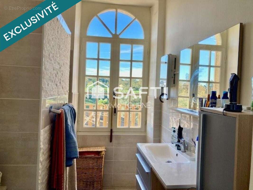 Maison 190 m² à Castelnau-D'auzan  - photo 3