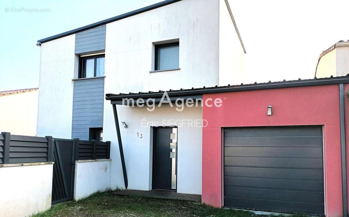 Maison à GIVRAND
