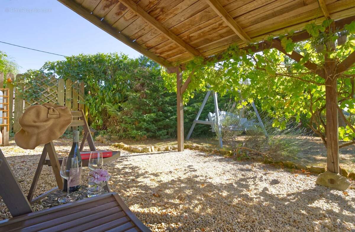 Maison charmante de 2 chambres, situé dans un hameau proche de Confolens, piscine hors-sol - photo 25