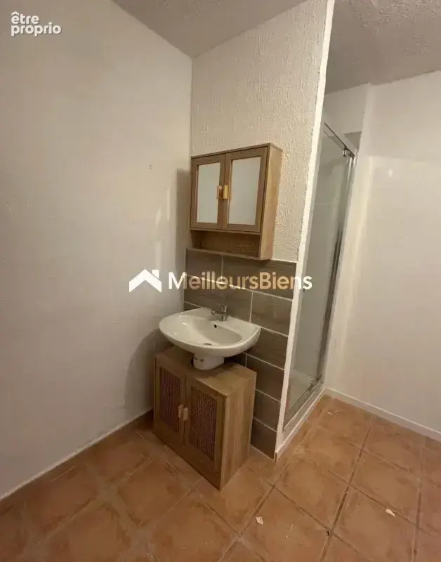Immeuble de 145 m² à Piolenc, 5 appartements et garage - photo 7