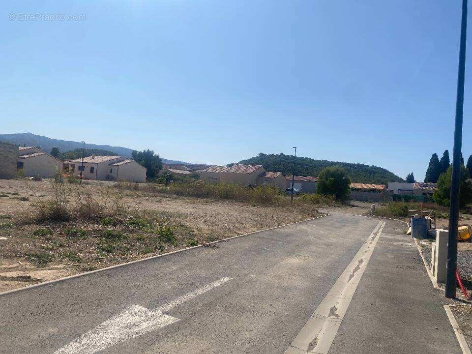 Terrain à ROQUEFORT-DES-CORBIERES