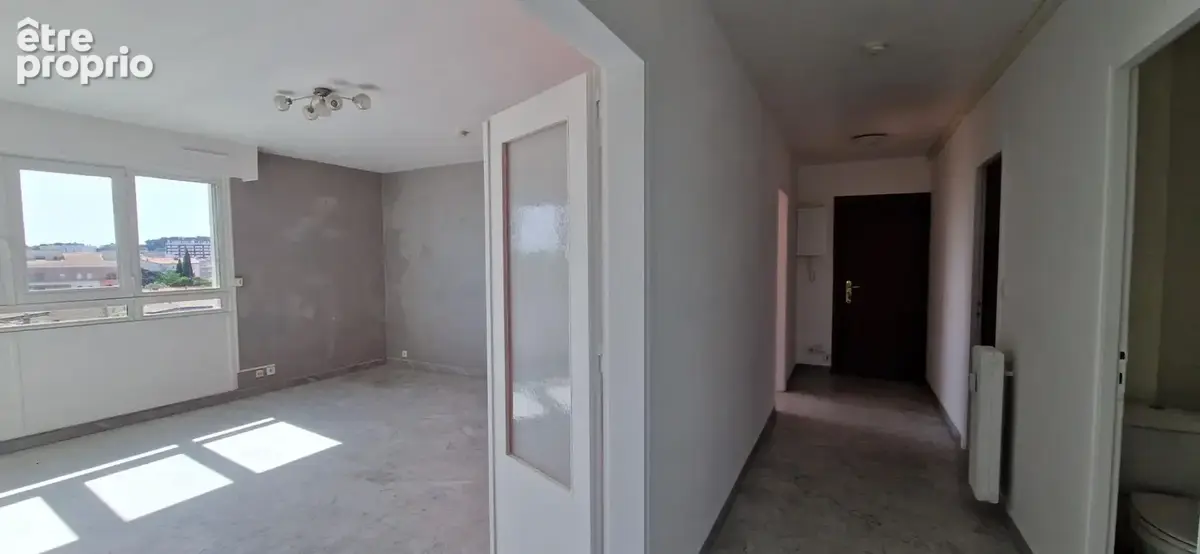 Appartement Nimes 3 pièce(s) 70.83 m2 Quartier préfecture - photo 4