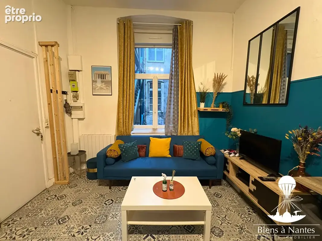 A ventre studio meublé centre ville - photo 7