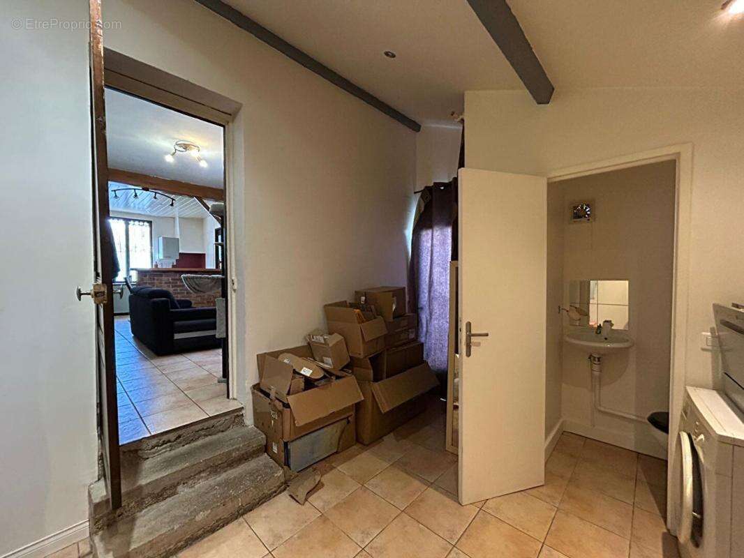 Maison à WARMERIVILLE