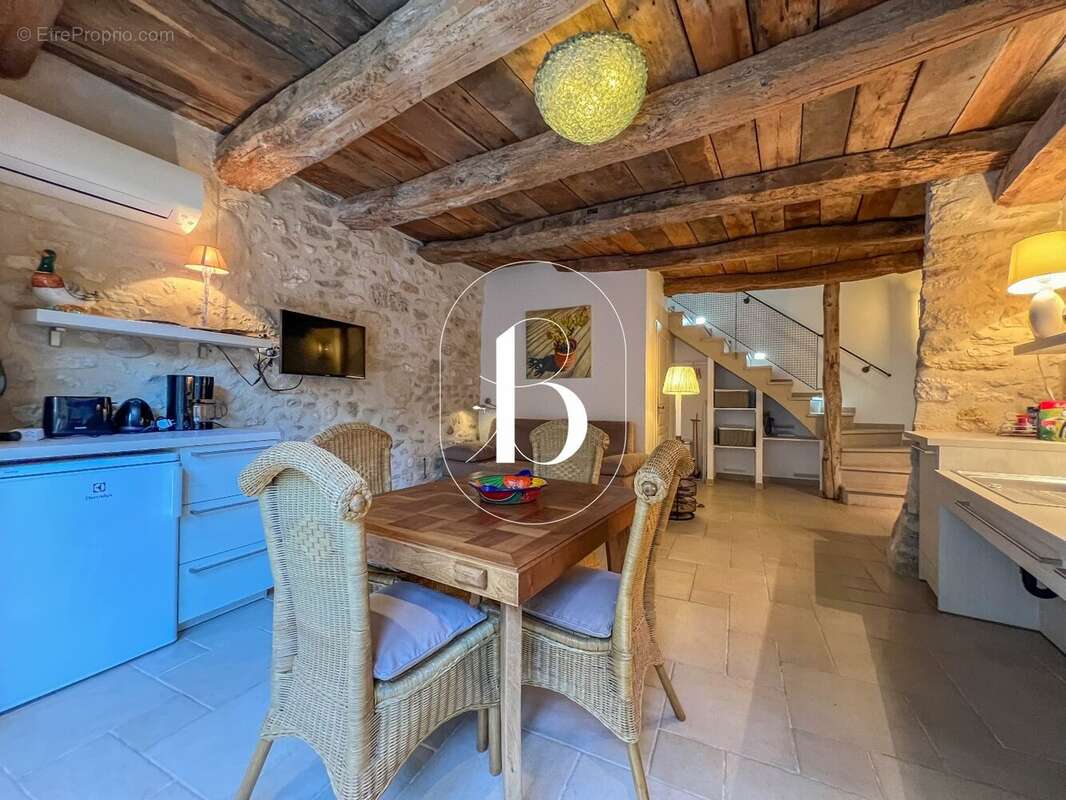 Maison à GOUDARGUES