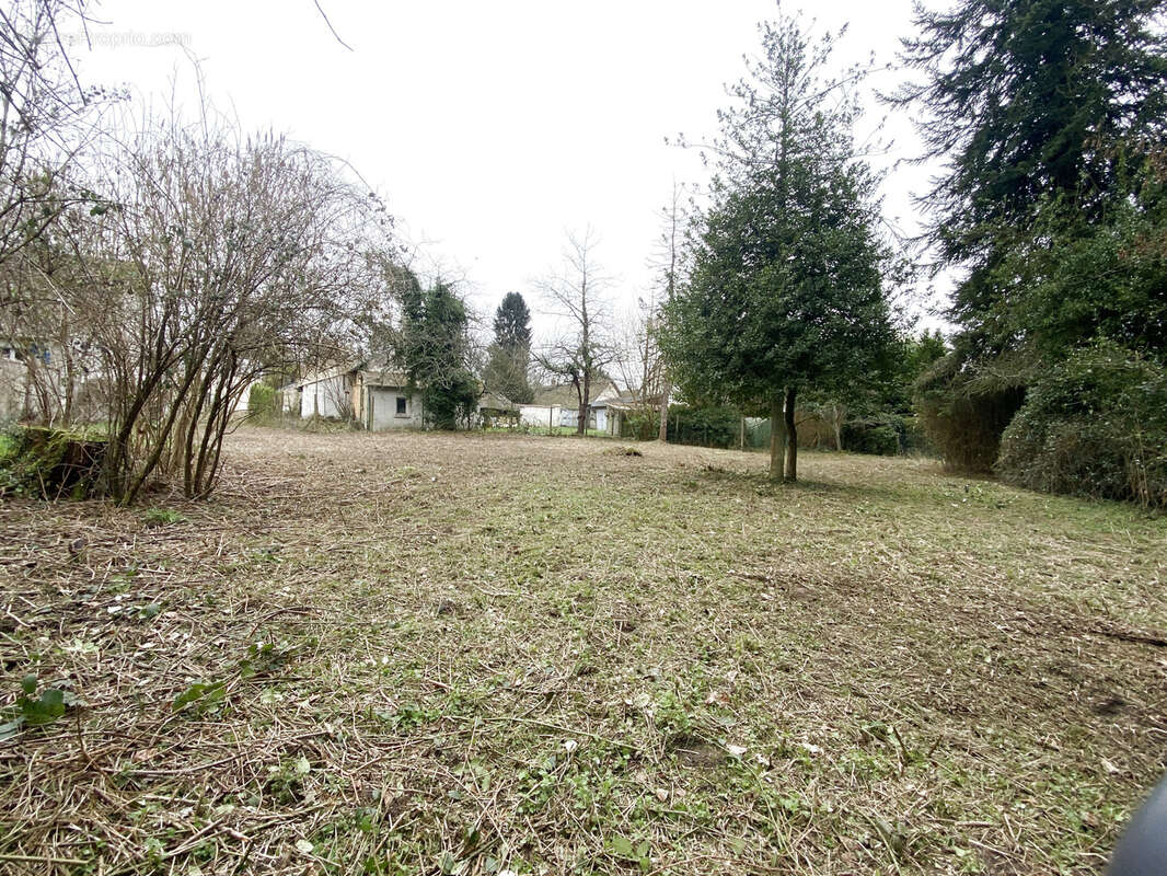 Terrain constructible   1 678 m2   Faverolles (28210) - photo 4