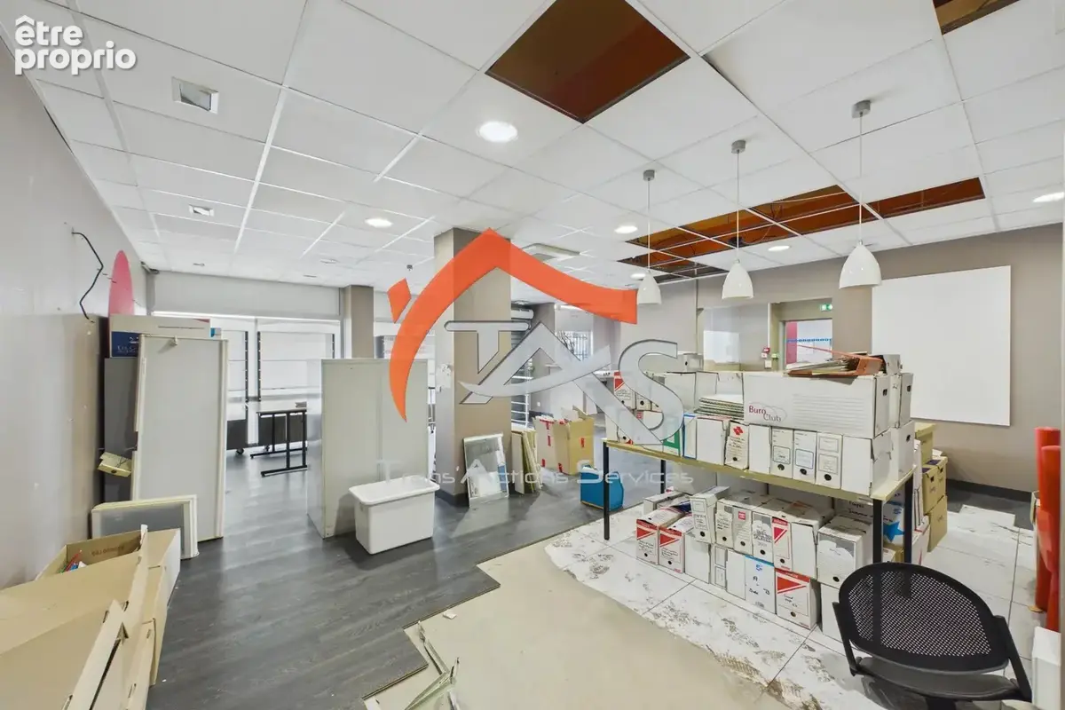 Vente Bureau-local Saint-etienne(42000) 489 000ï¿œ - photo 2
