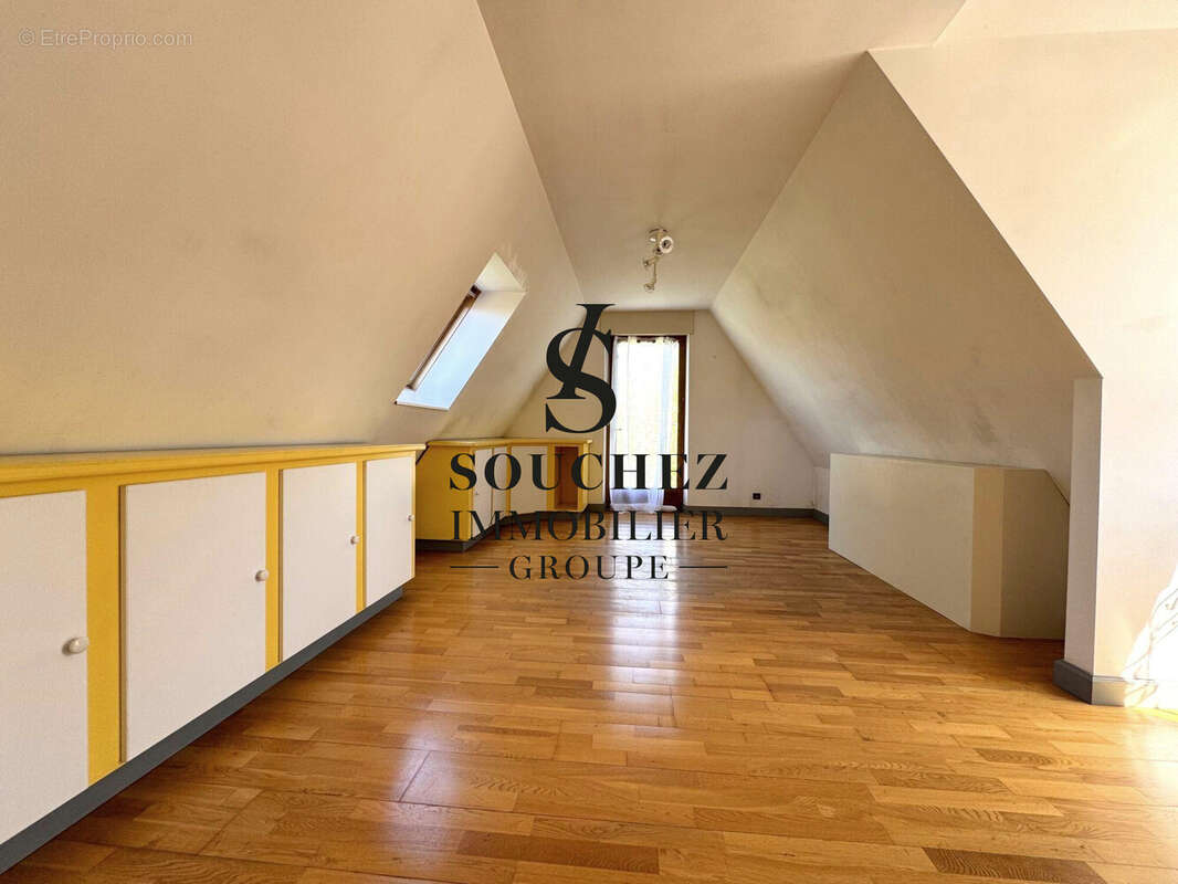 Maison à AVESNES-LE-COMTE