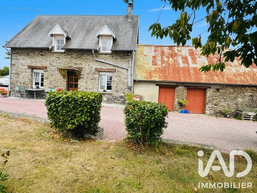 Photo 1 - Maison à LA BARRE-DE-SEMILLY