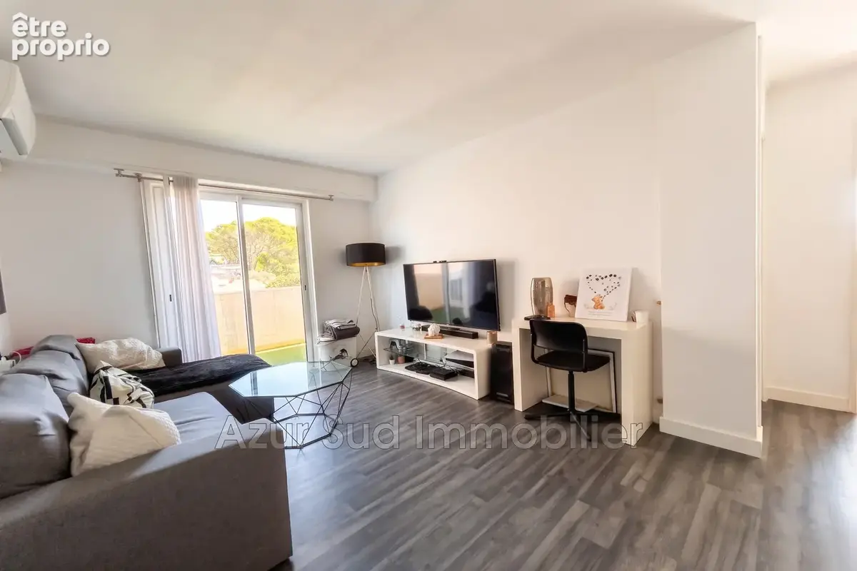 Appartement 2 pièces 36 m² à vendre à Le Cannet (06110) - photo 2