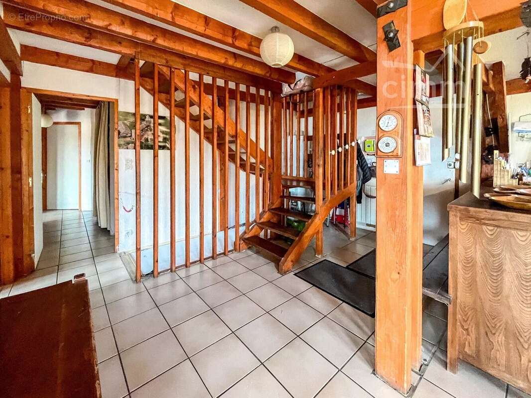 Maison à LA TERRASSE