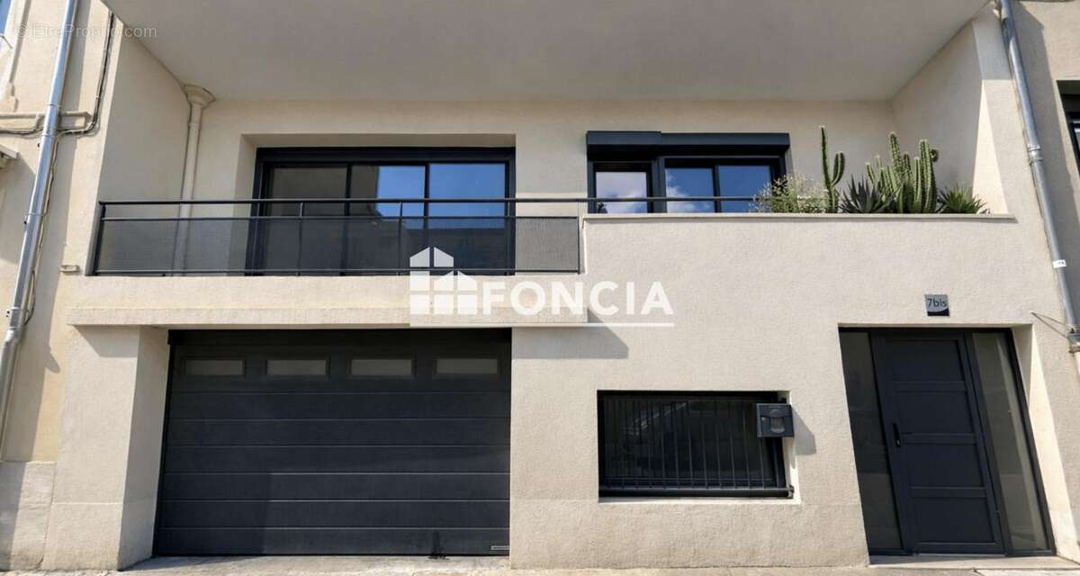 Maison à NIMES