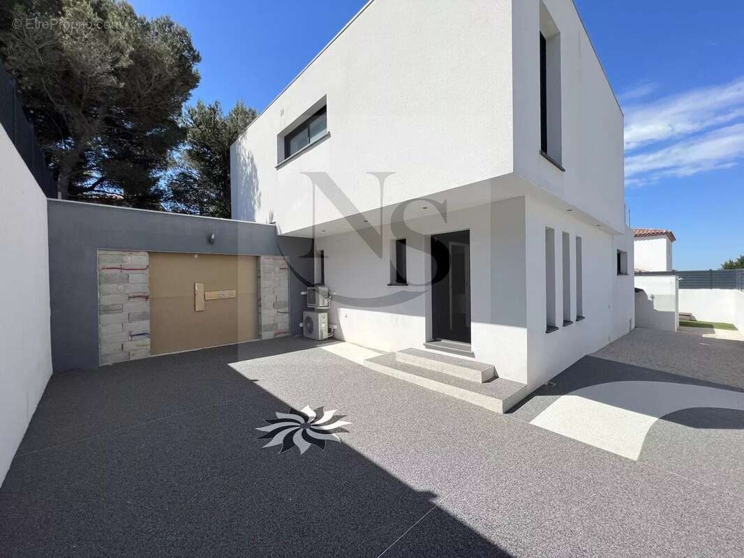 Maison à CABRIES
