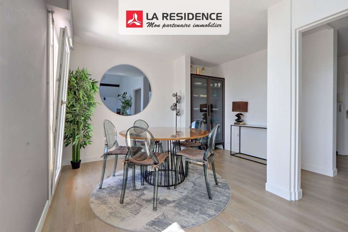 Appartement à BEAUCHAMP