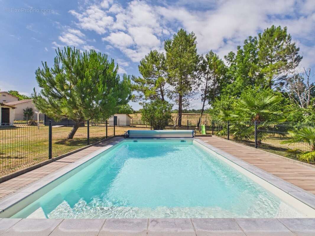 Maison familiale magnifiquement aménagée, située dans un quartier très prisé - photo 18
